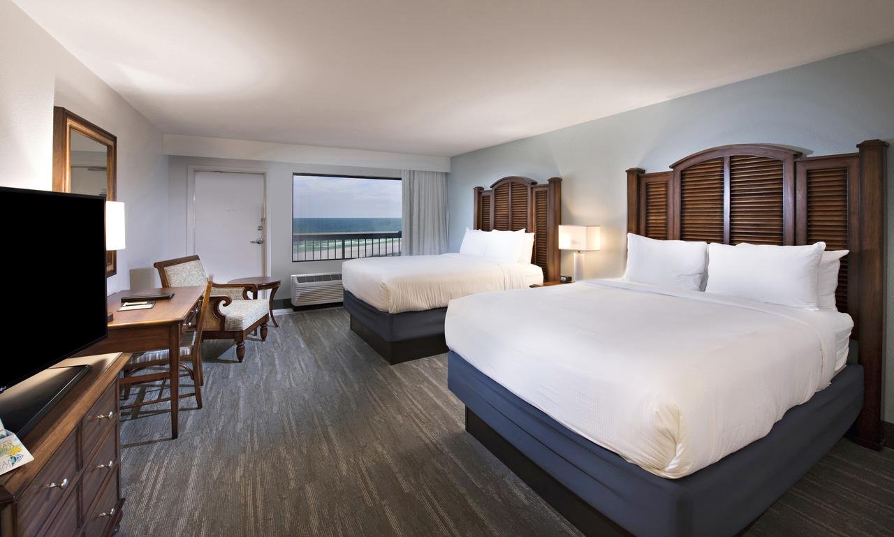 The Island House Hotel A Doubletree By Hilton - Accommodation Dallas