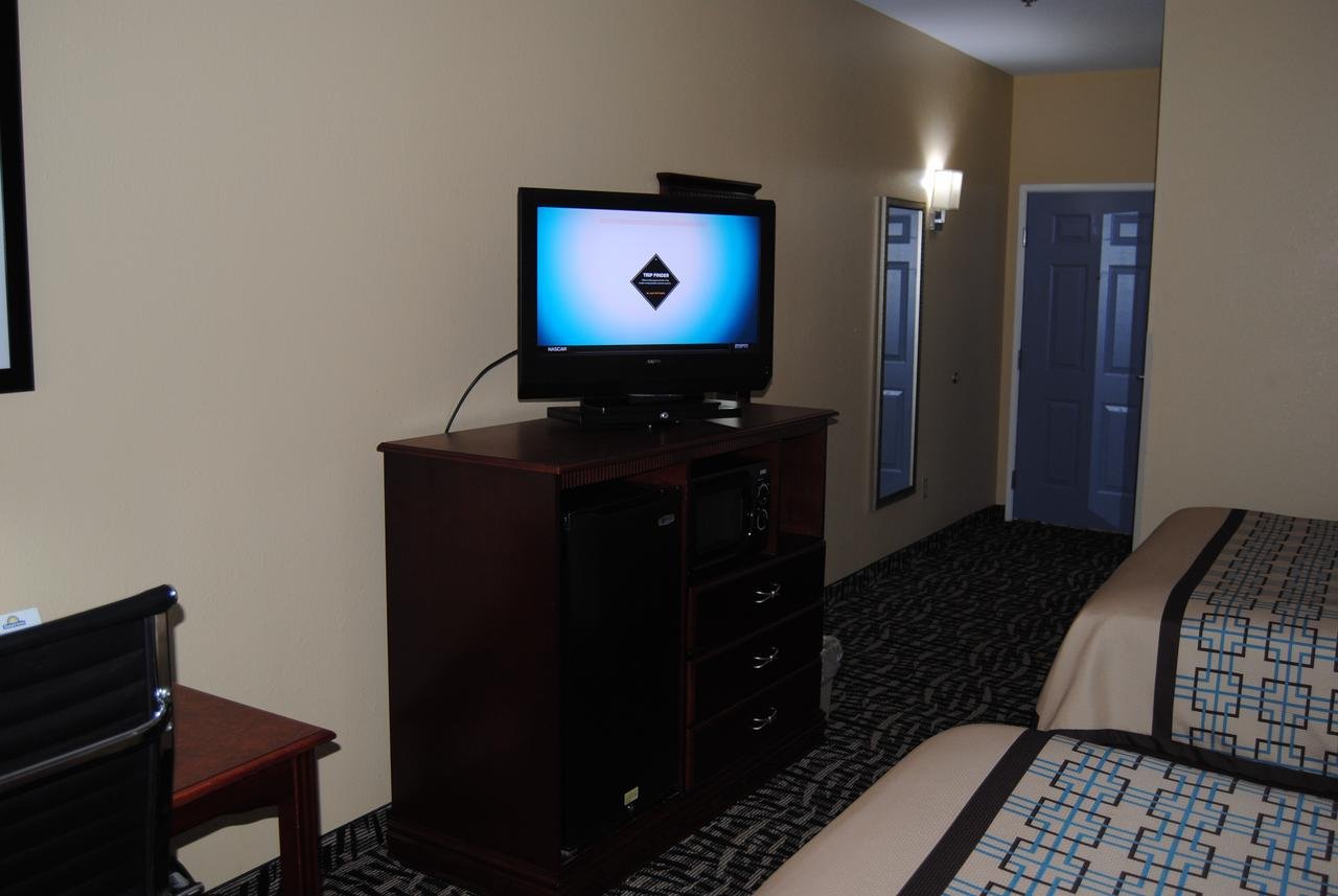 Days Inn & Suites By Wyndham Prattville-Montgomery - Accommodation Florida