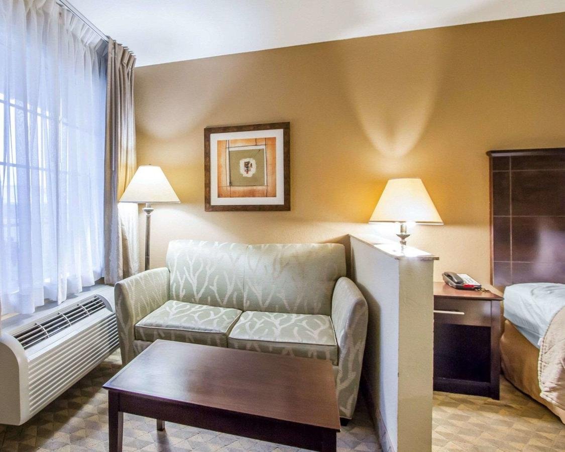 Quality Inn & Suites Greenville I-65 - Accommodation Florida