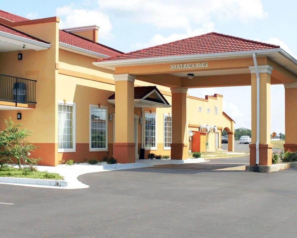 Quality Inn & Suites Greenville I-65 - Accommodation Florida