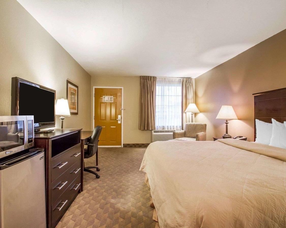 Quality Inn & Suites Greenville I-65 - Accommodation Texas 17