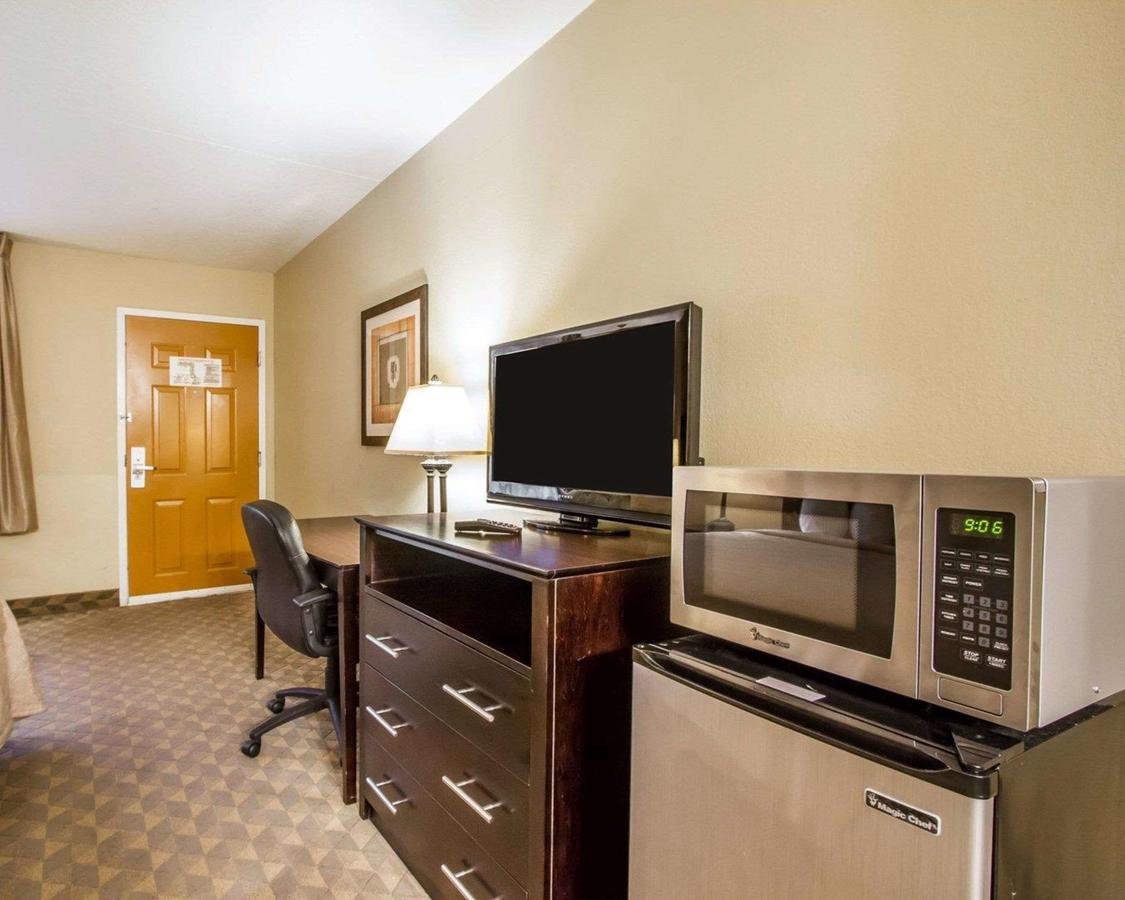 Quality Inn & Suites Greenville I-65 - Accommodation Texas 2