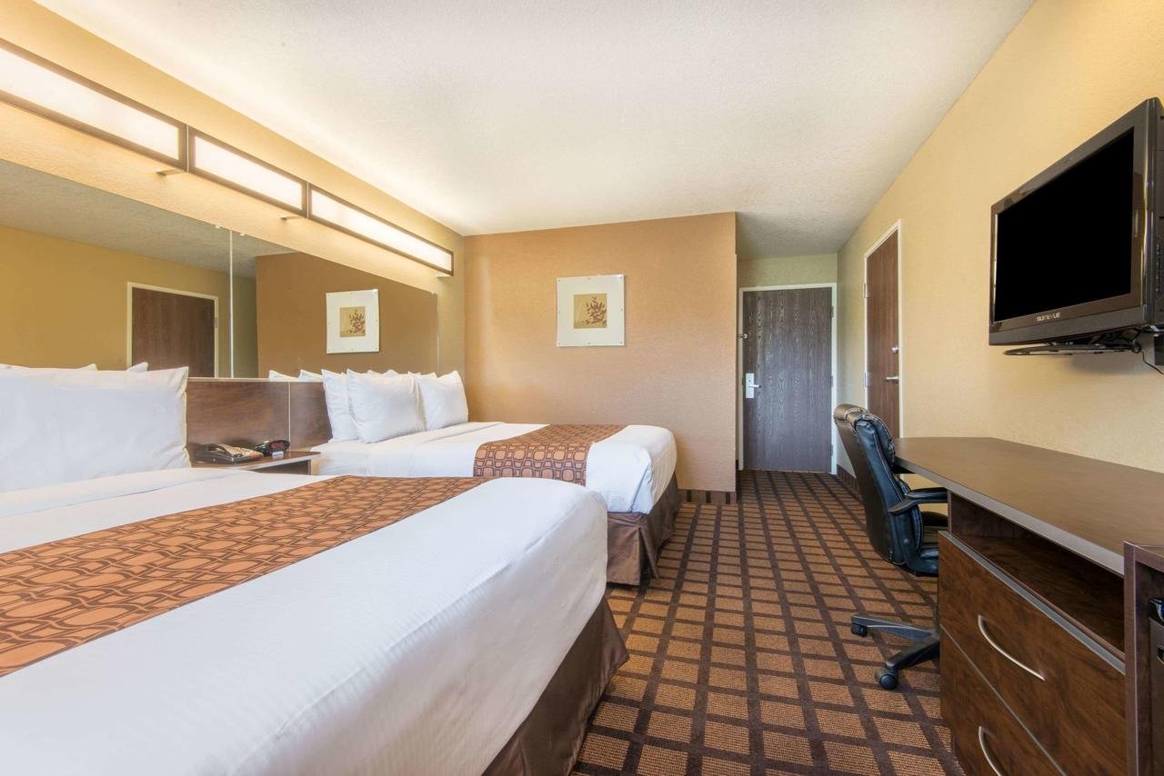 Microtel Inn And Suites Montgomery - Accommodation Texas 9