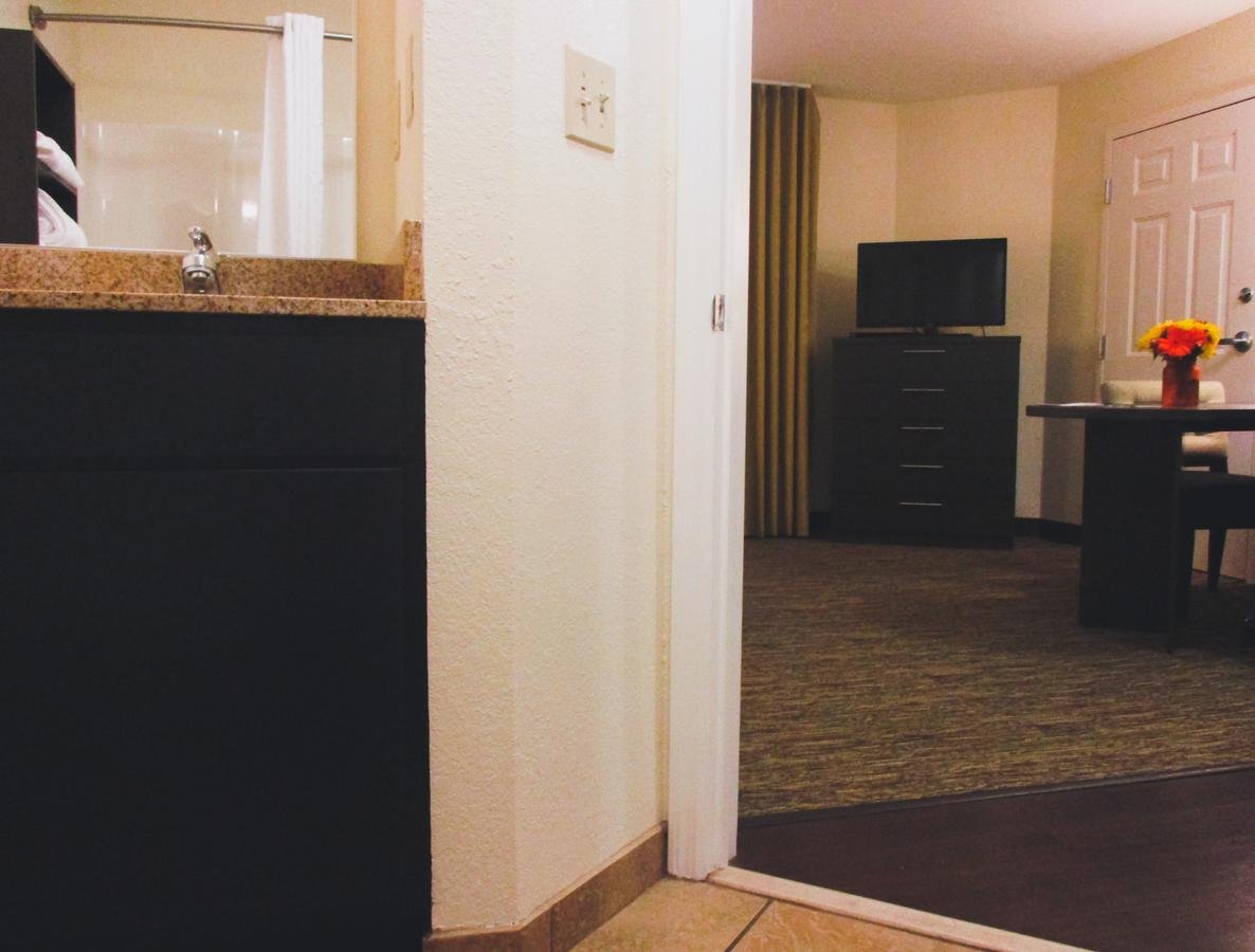 Candlewood Suites Alabaster - Accommodation Dallas