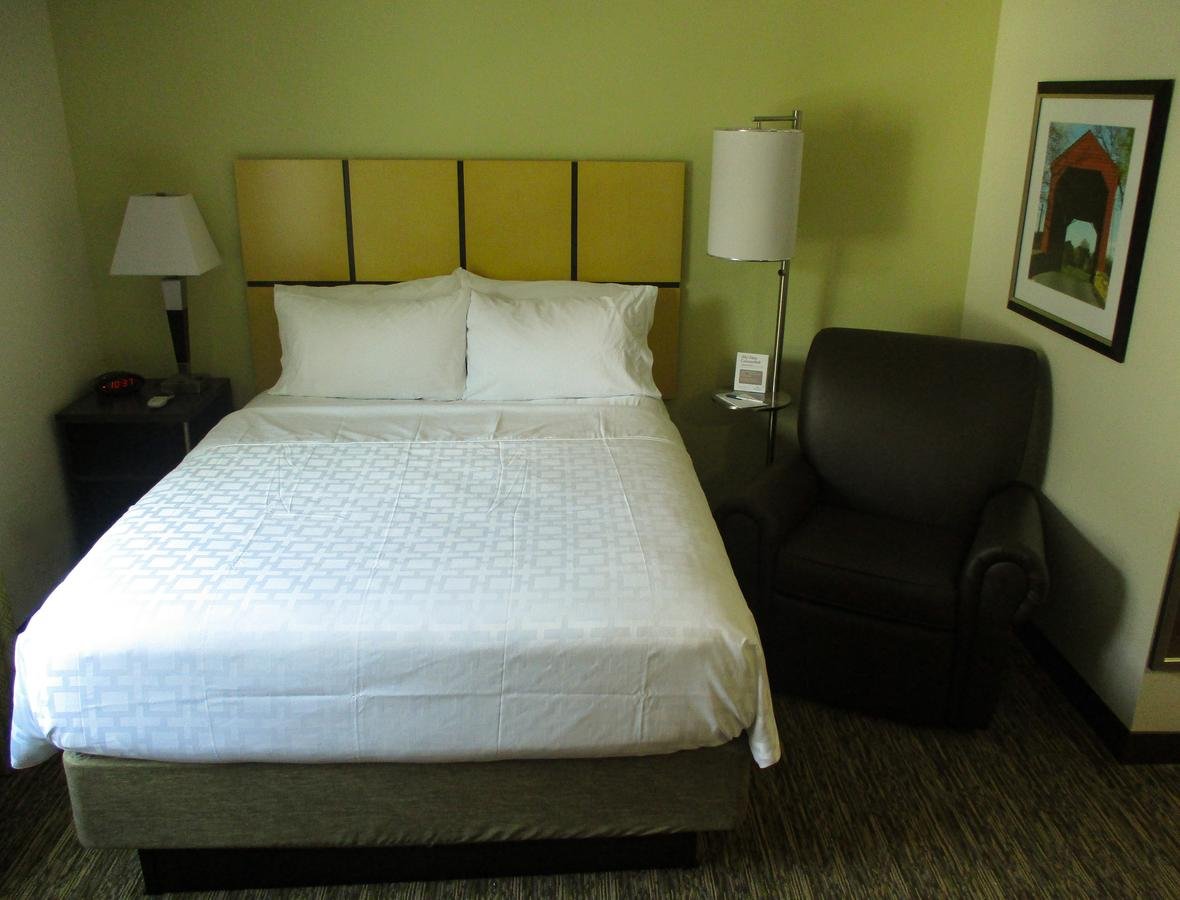 Candlewood Suites Alabaster - Accommodation Dallas