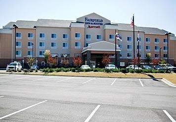 Fairfield Inn And Suites By Marriott Birmingham Pelham/I-65 - Accommodation Dallas