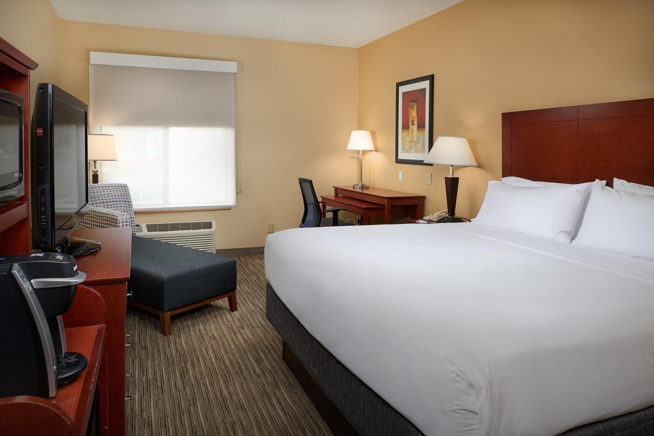 Holiday Inn Express Hotel & Suites Anniston/Oxford - thumb 7