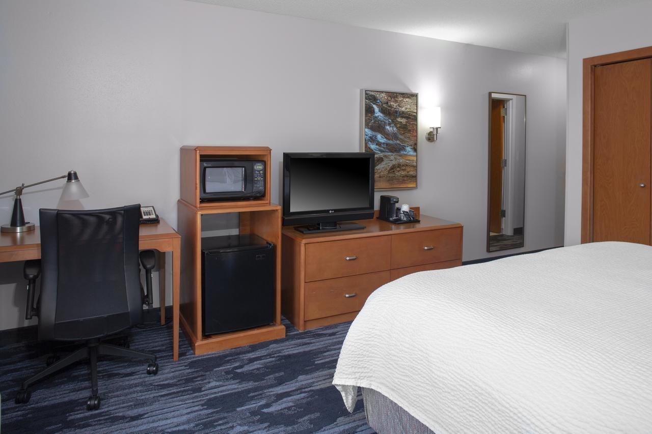 Fairfield Inn And Suites By Marriott Gadsden - Accommodation Florida