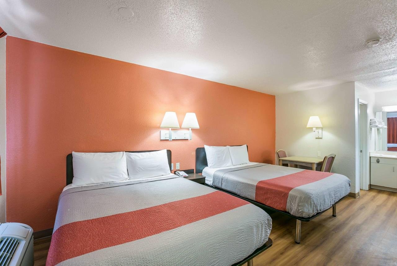 Motel 6 Dothan - Accommodation Texas 11