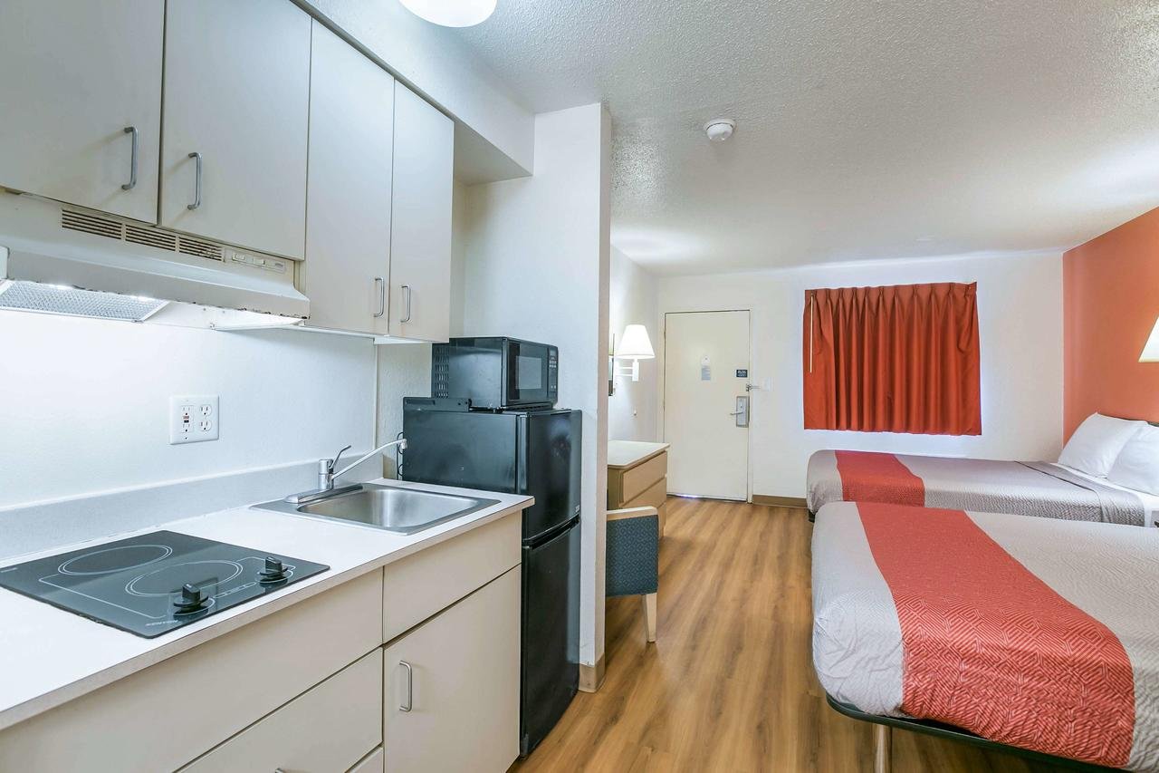Motel 6 Dothan - Accommodation Dallas 10