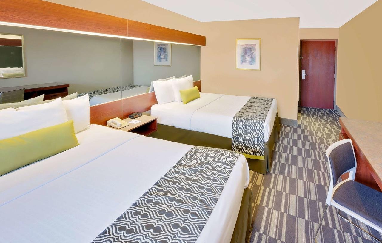 Microtel Inn & Suites By Wyndham Daphne - Accommodation Dallas