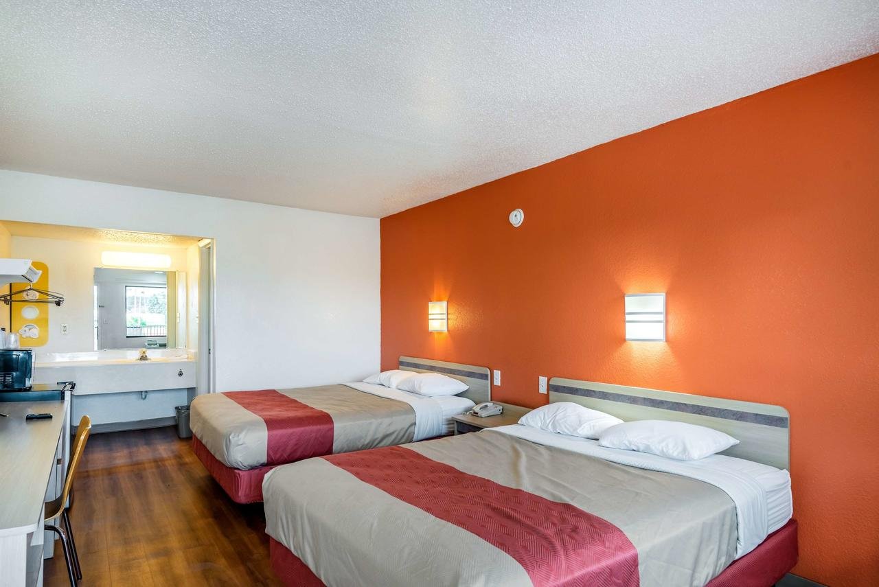 Motel 6 Anniston - Accommodation Texas 38
