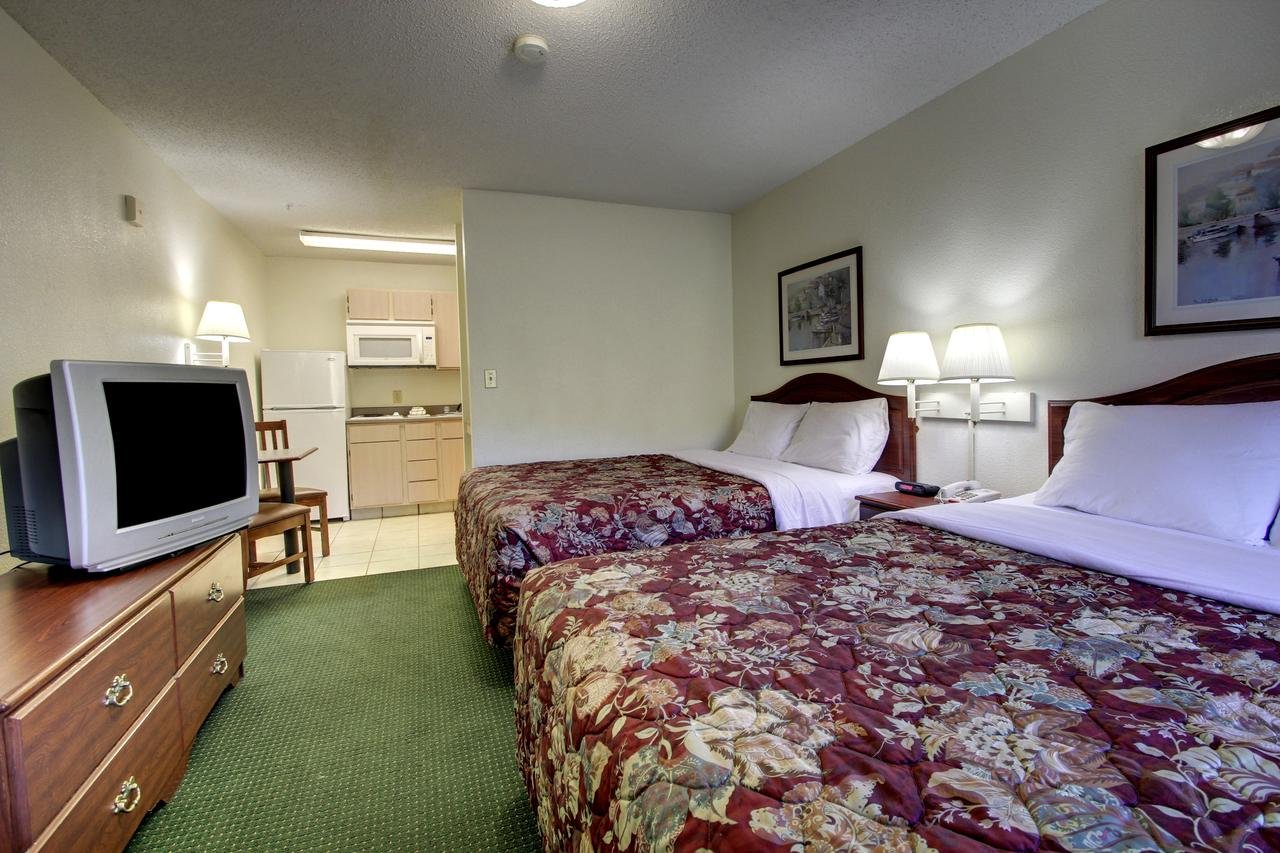 InTown Suites Extended Stay Birmingham/ Lakeshore Pkwy - Accommodation Texas 13