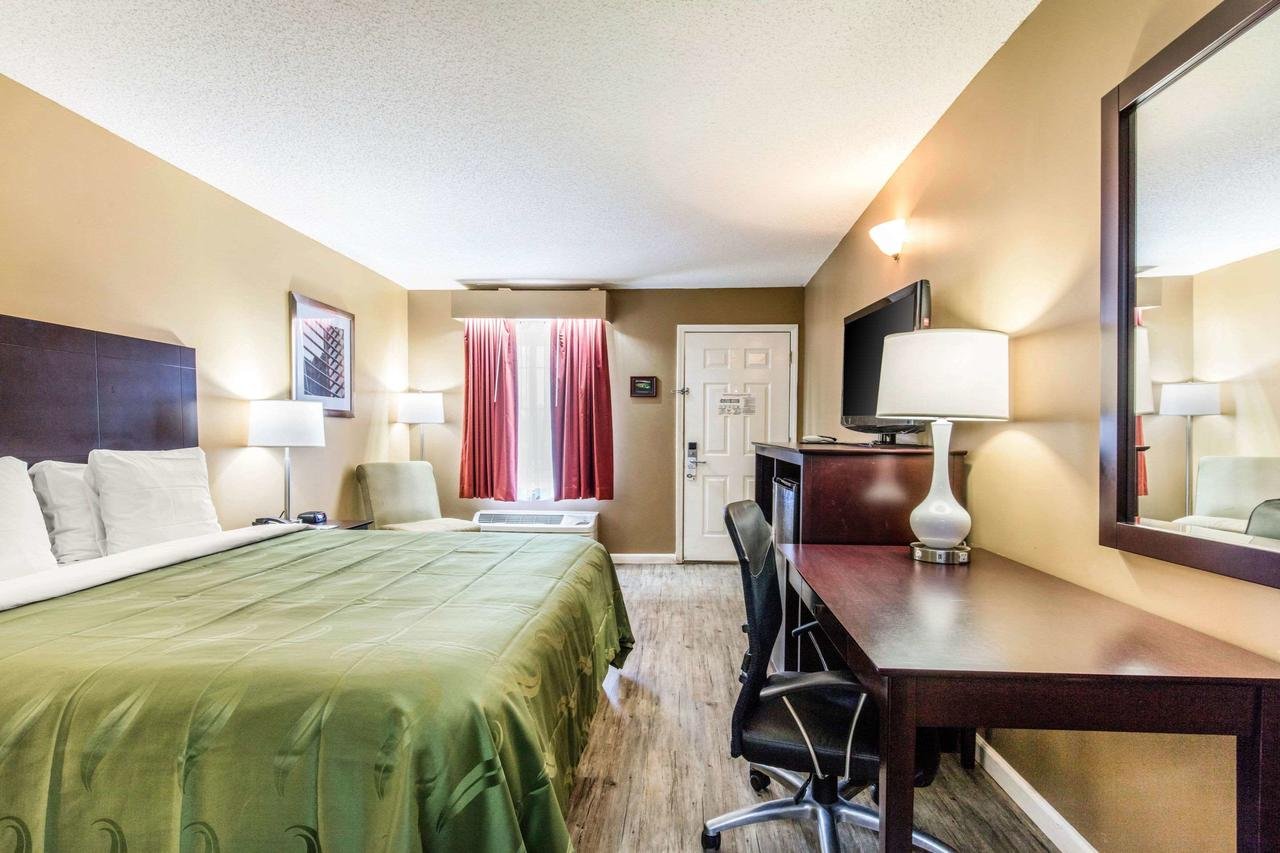 Quality Inn Bessemer I-20 Exit 108 - Accommodation Texas 23