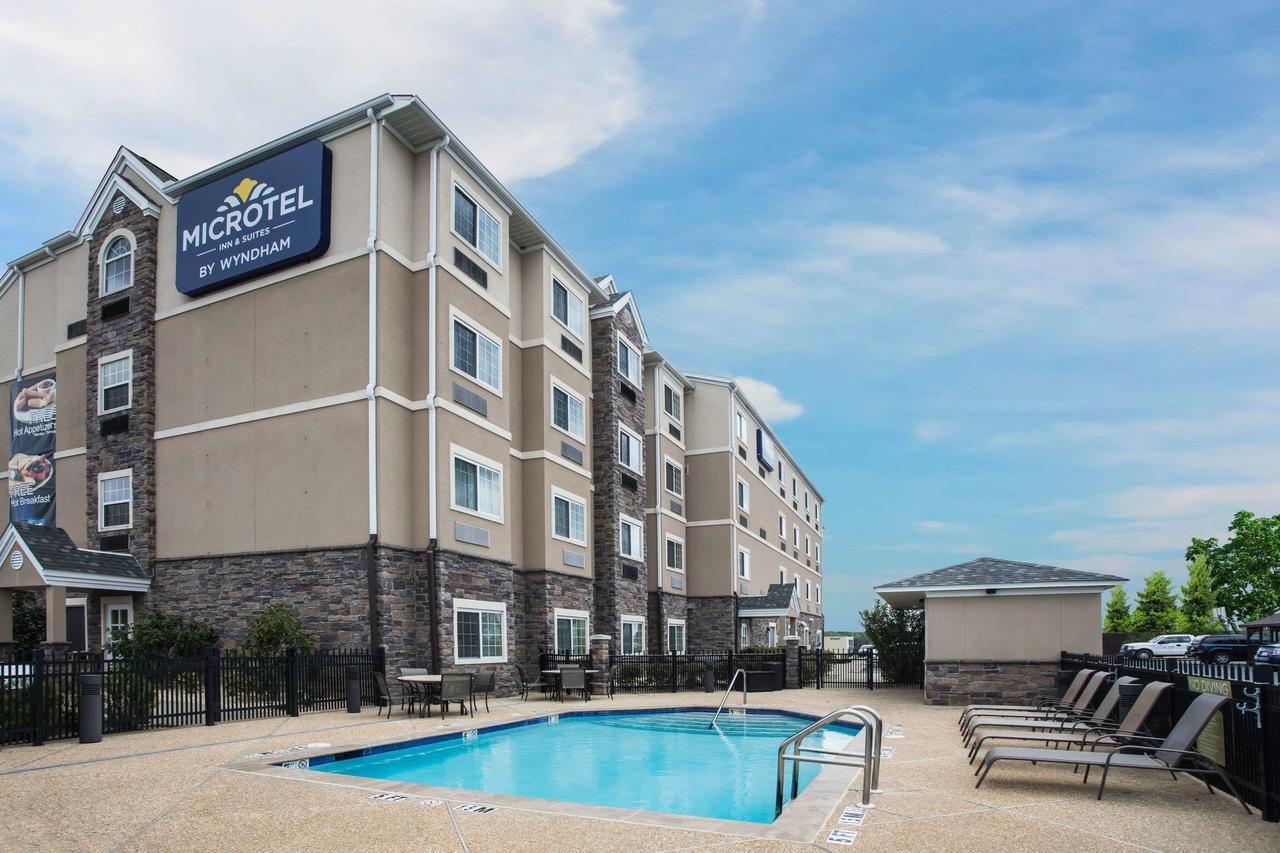 Microtel Inn And Suites By Wyndham - Accommodation Florida