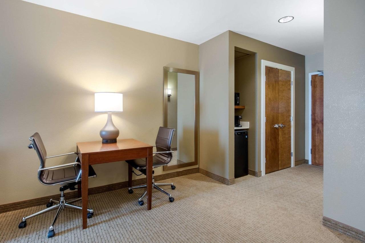 Comfort Inn & Suites At CrossPlex Village - Accommodation Texas 28