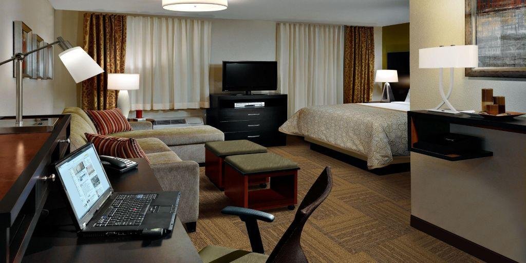Staybridge Suites Montgomery - Downtown - Accommodation Dallas