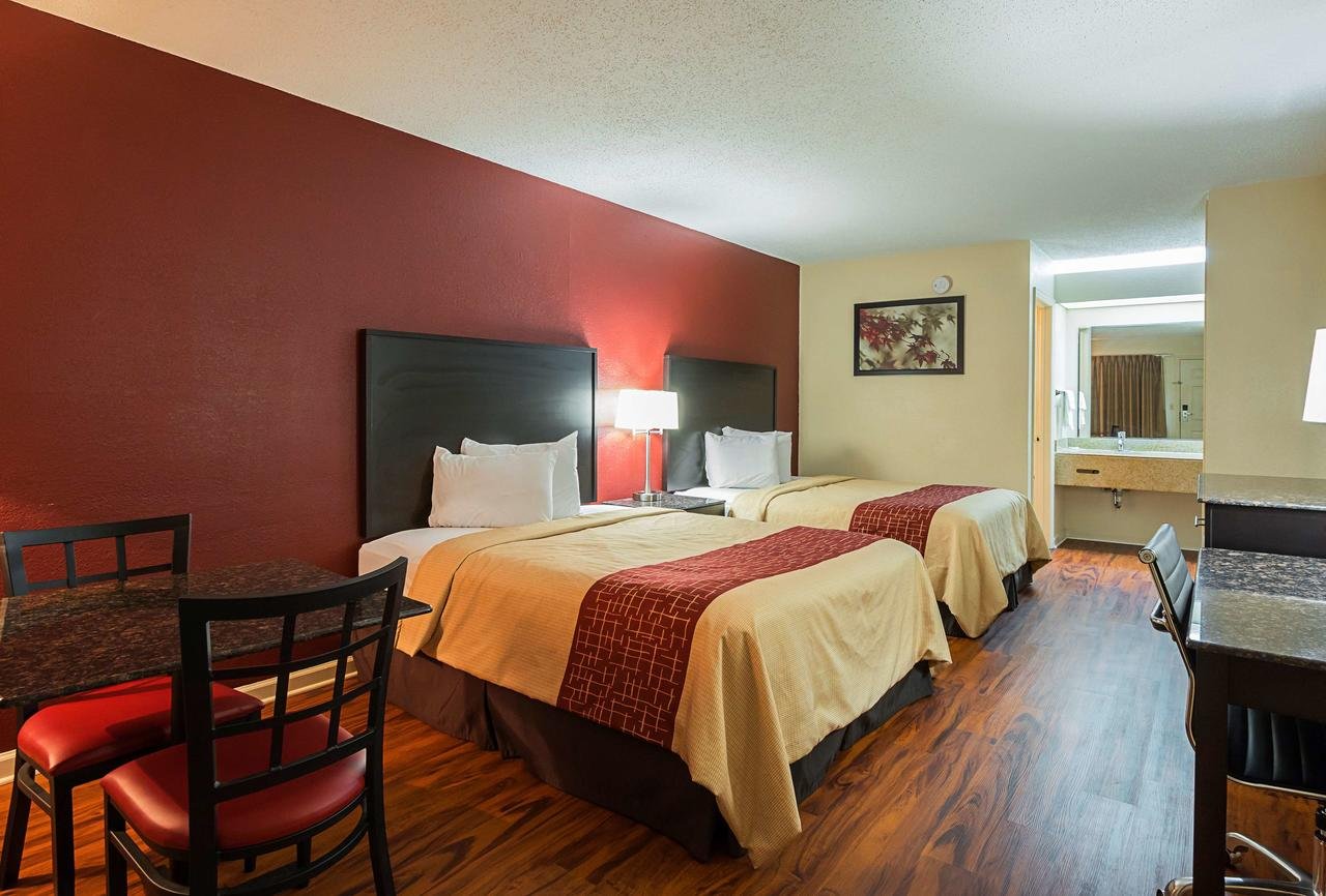 Red Roof Inn & Suites Scottsboro - Accommodation Dallas