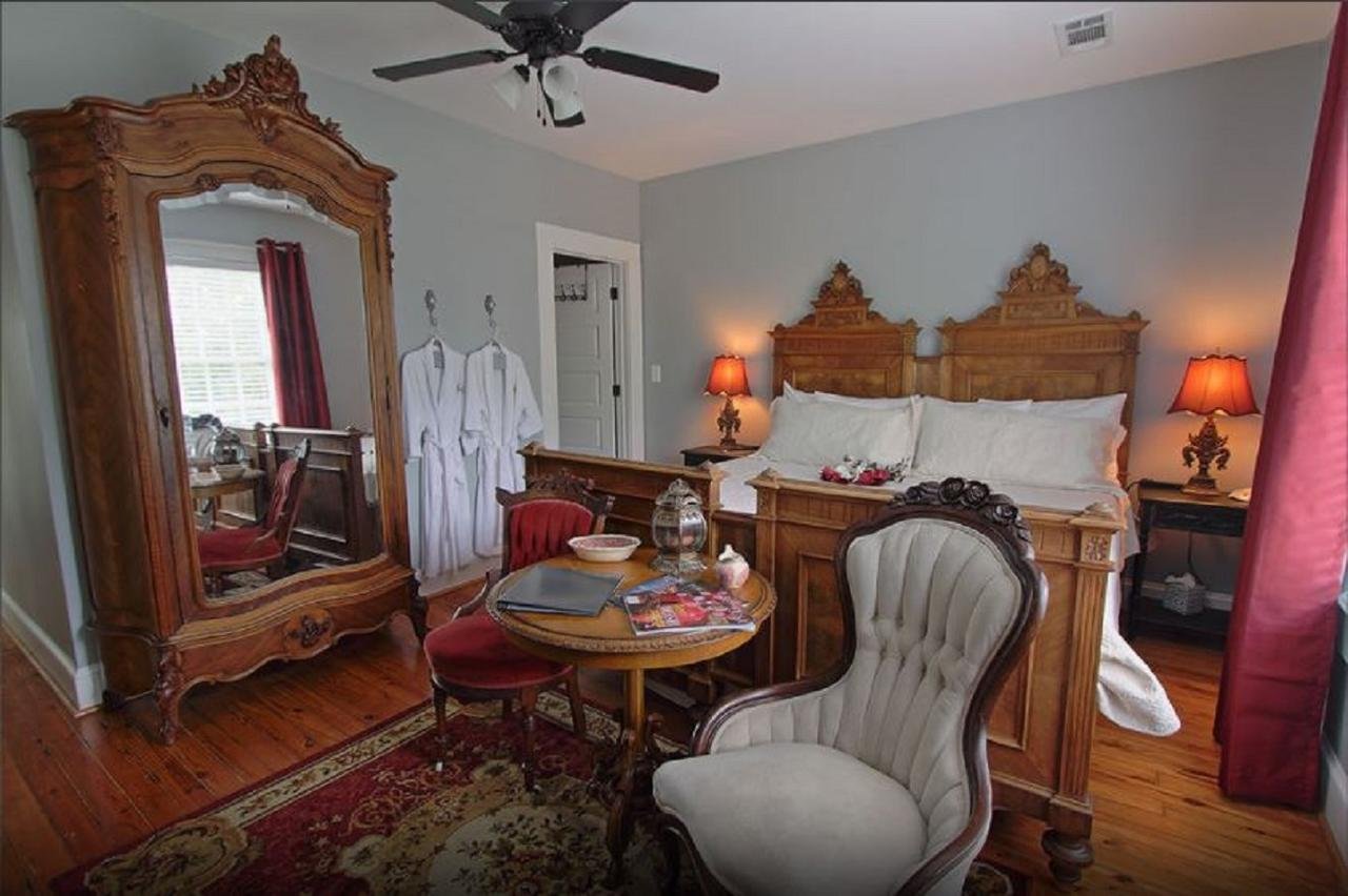 Bama Bed And Breakfast - Accommodation Florida