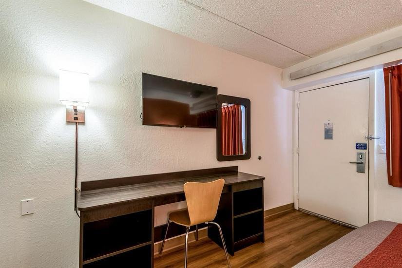 Motel 6 Birmingham, Al - Accommodation Dallas