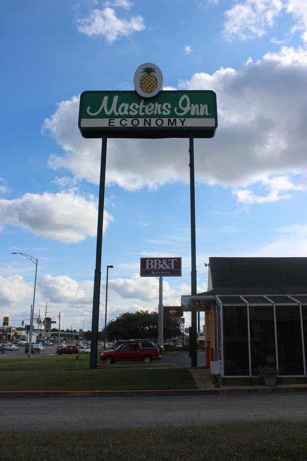 Masters Inn - Accommodation Dallas 10