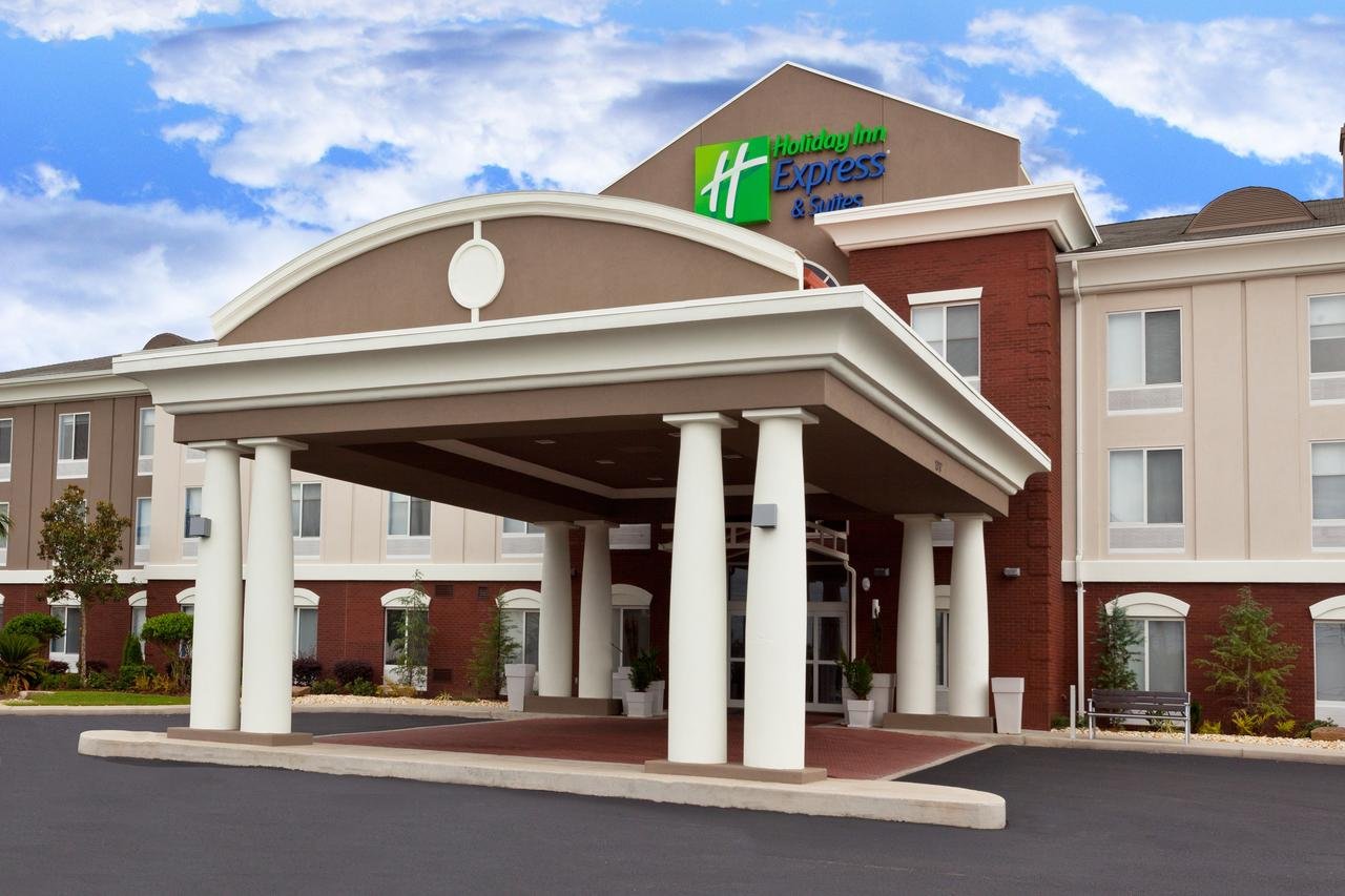 Holiday Inn Express Hotel & Suites Dothan North - Accommodation Florida