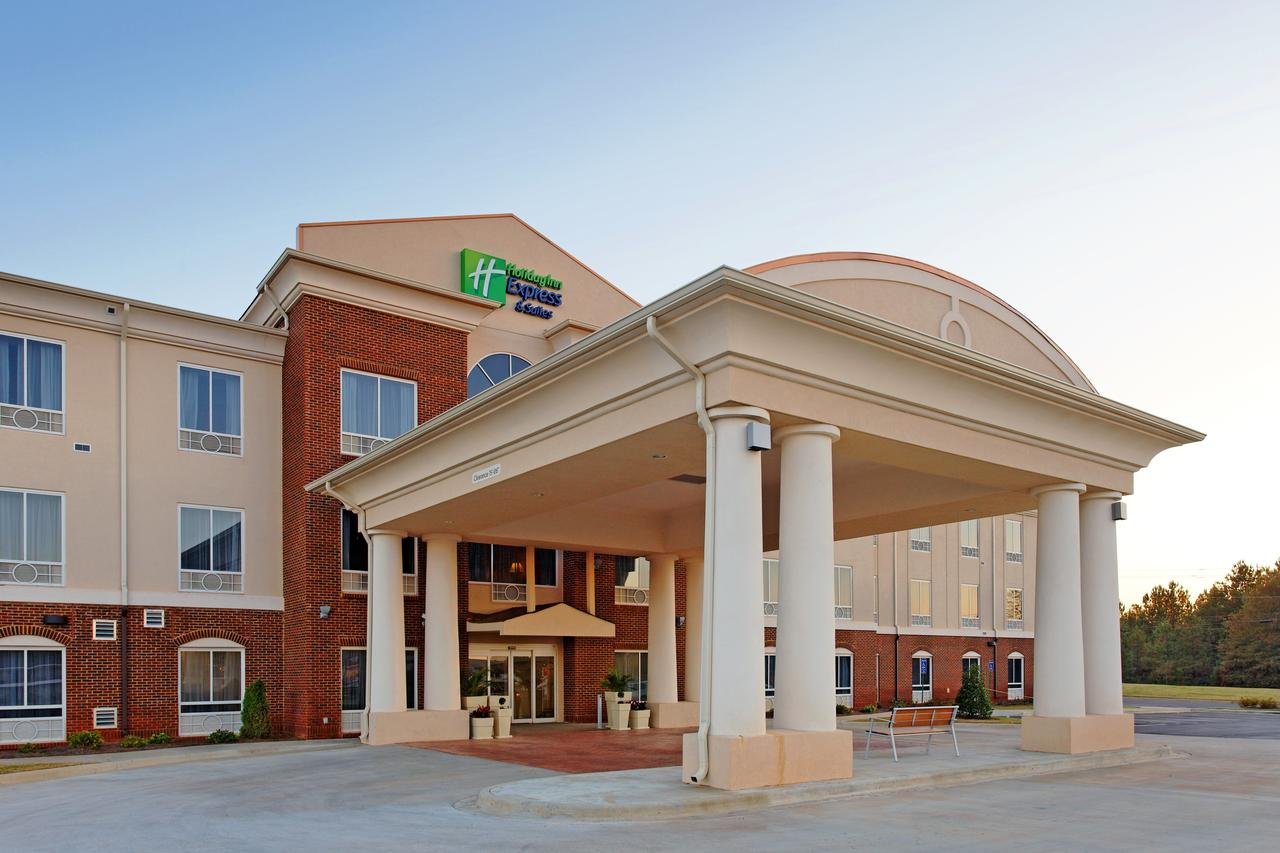 Holiday Inn Express Hotel & Suites Talladega - Accommodation Texas 0