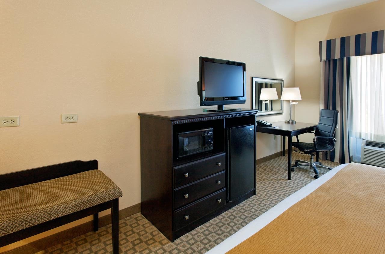 Holiday Inn Express Hotel & Suites Talladega - Accommodation Texas 18