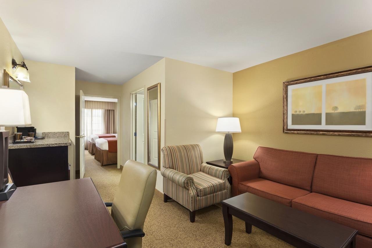 Country Inn & Suites By Radisson, Homewood, AL - Accommodation Florida