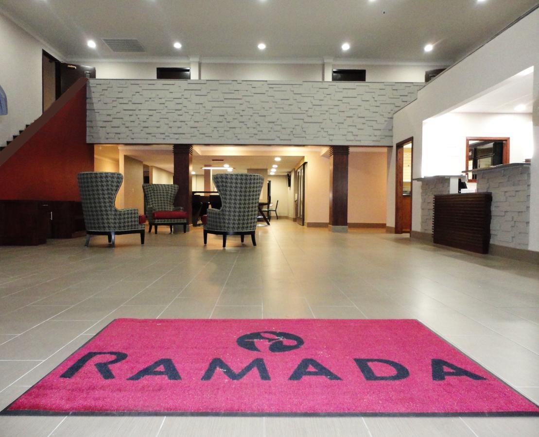 Ramada By Wyndham Tuscaloosa - Accommodation Dallas