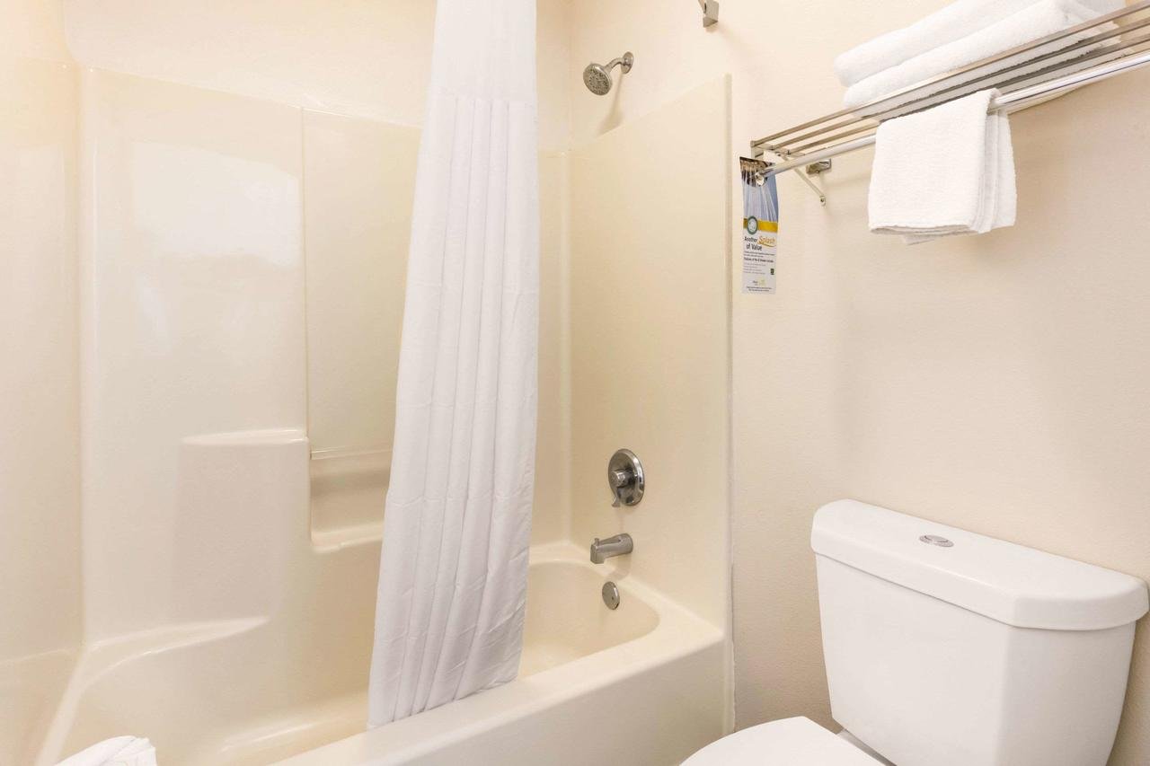 Quality Inn Trussville I-59 Exit 141 - Accommodation Florida