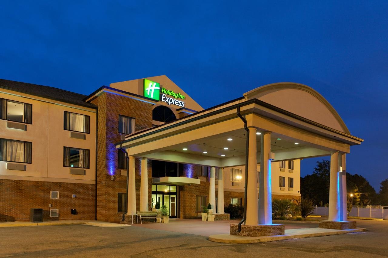 Holiday Inn Express & Suites Sylacauga - Accommodation Dallas
