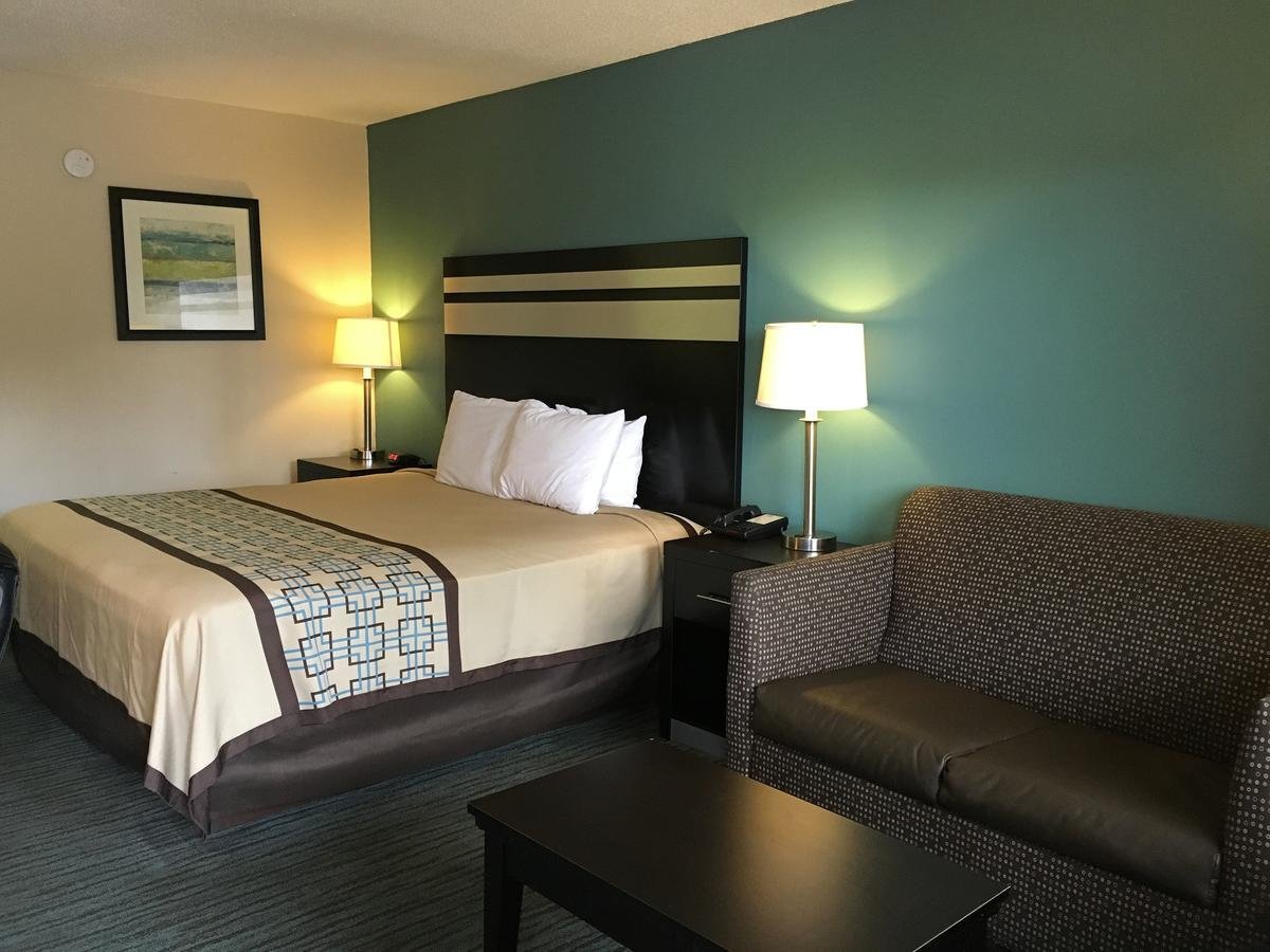 GuestHouse Inn Dothan - Accommodation Dallas