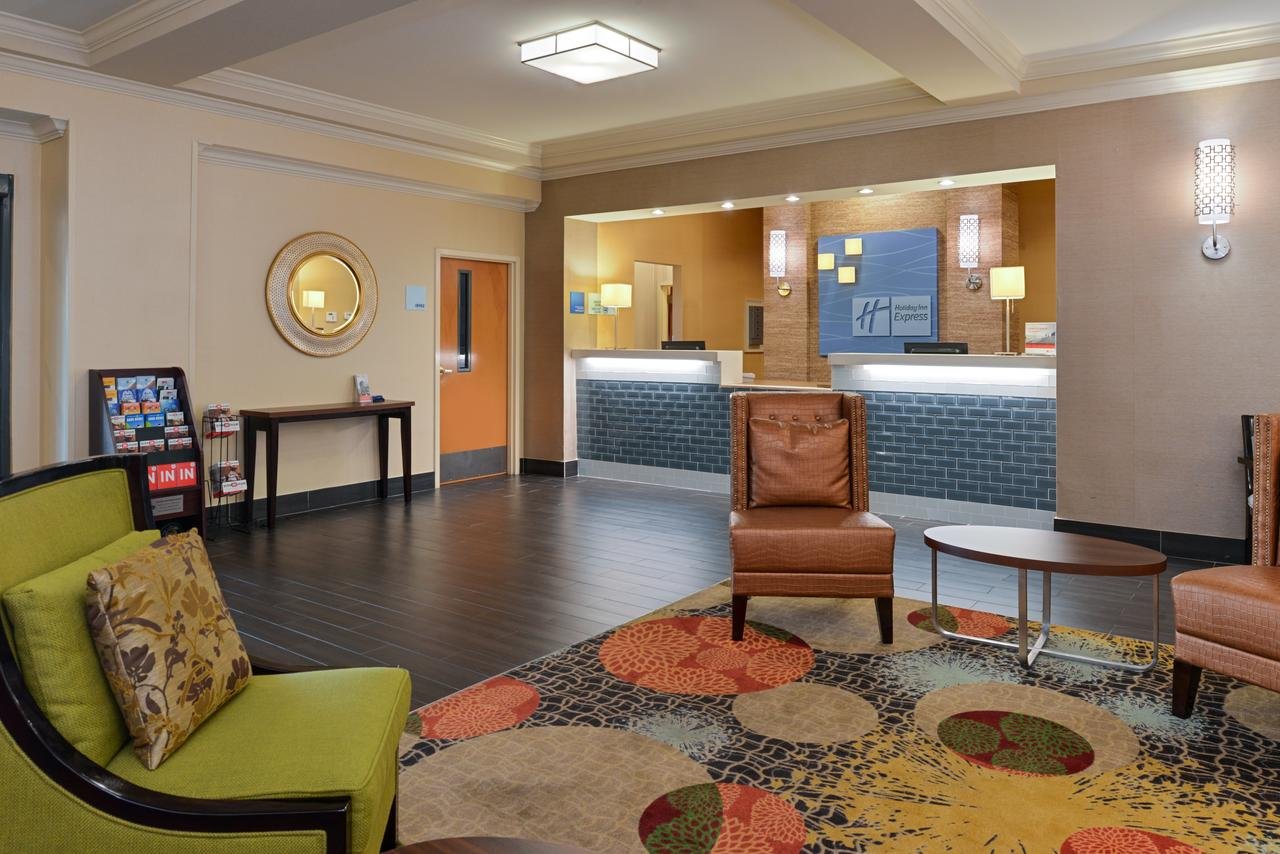 Holiday Inn Express Hotel & Suites Bessemer - Accommodation Texas 25