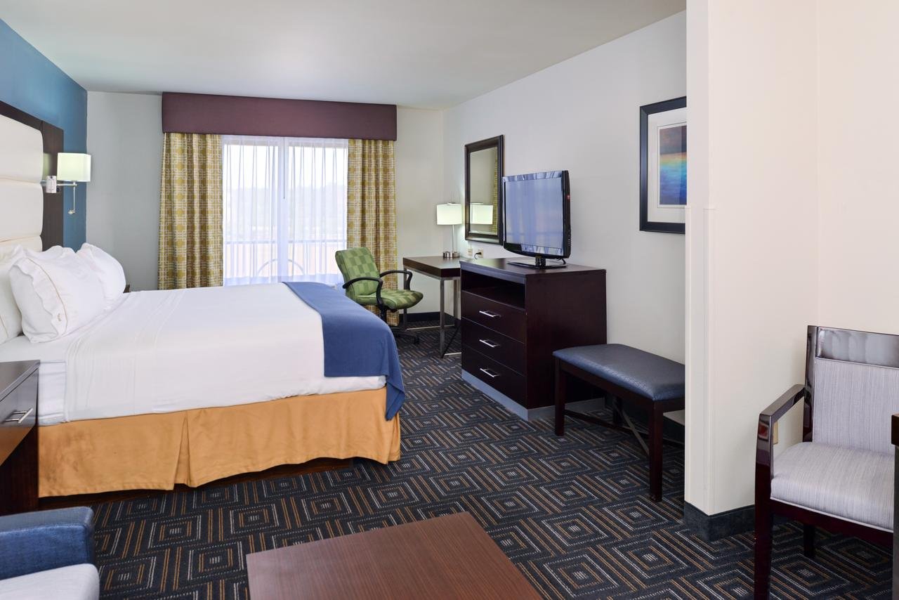 Holiday Inn Express Hotel & Suites Bessemer - thumb 8
