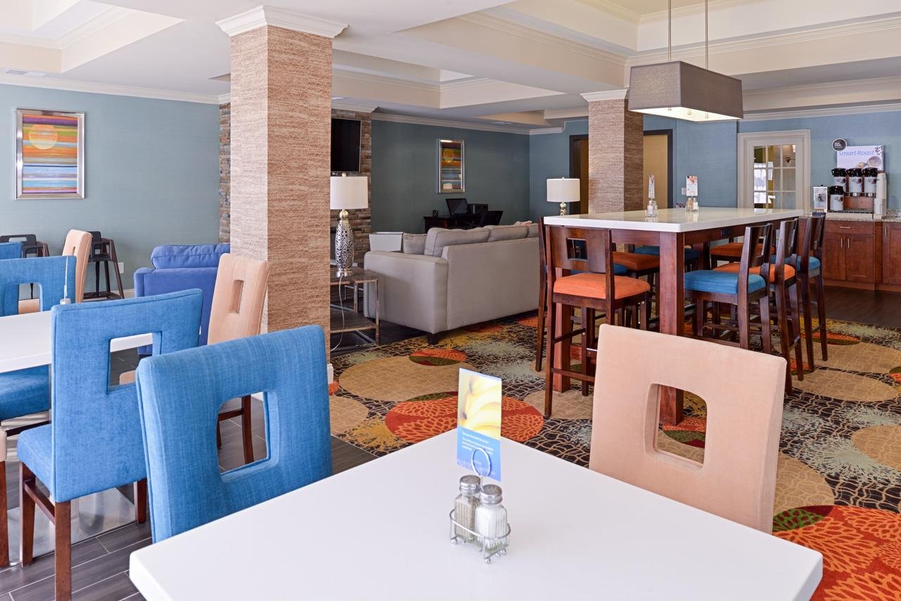 Holiday Inn Express Hotel & Suites Bessemer - Accommodation Texas 28