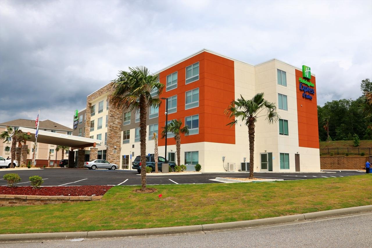 Holiday Inn Express & Suites Alabaster - Accommodation Florida