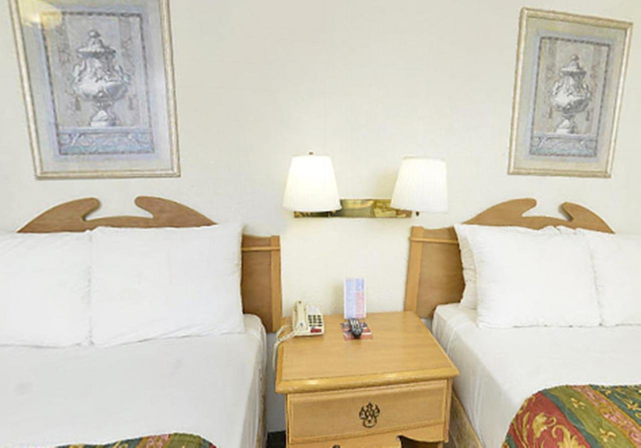 America's Best Value Inn - Oxford - Accommodation Florida