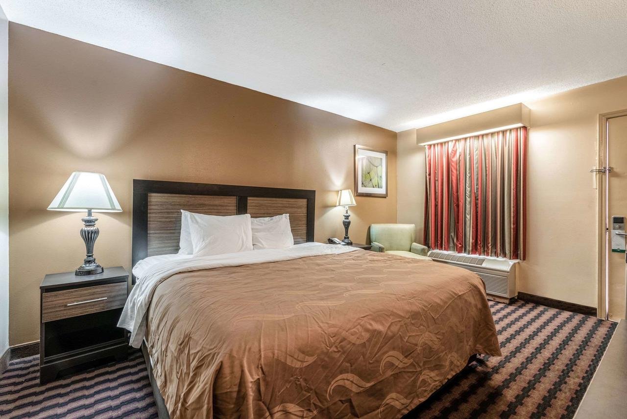Quality Inn Decatur River City - Accommodation Dallas