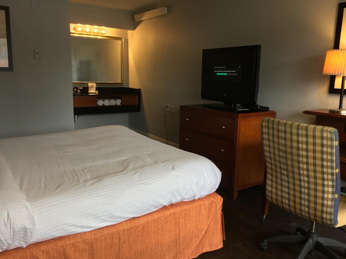 Extend-a-Suites Mobile North - Accommodation Dallas