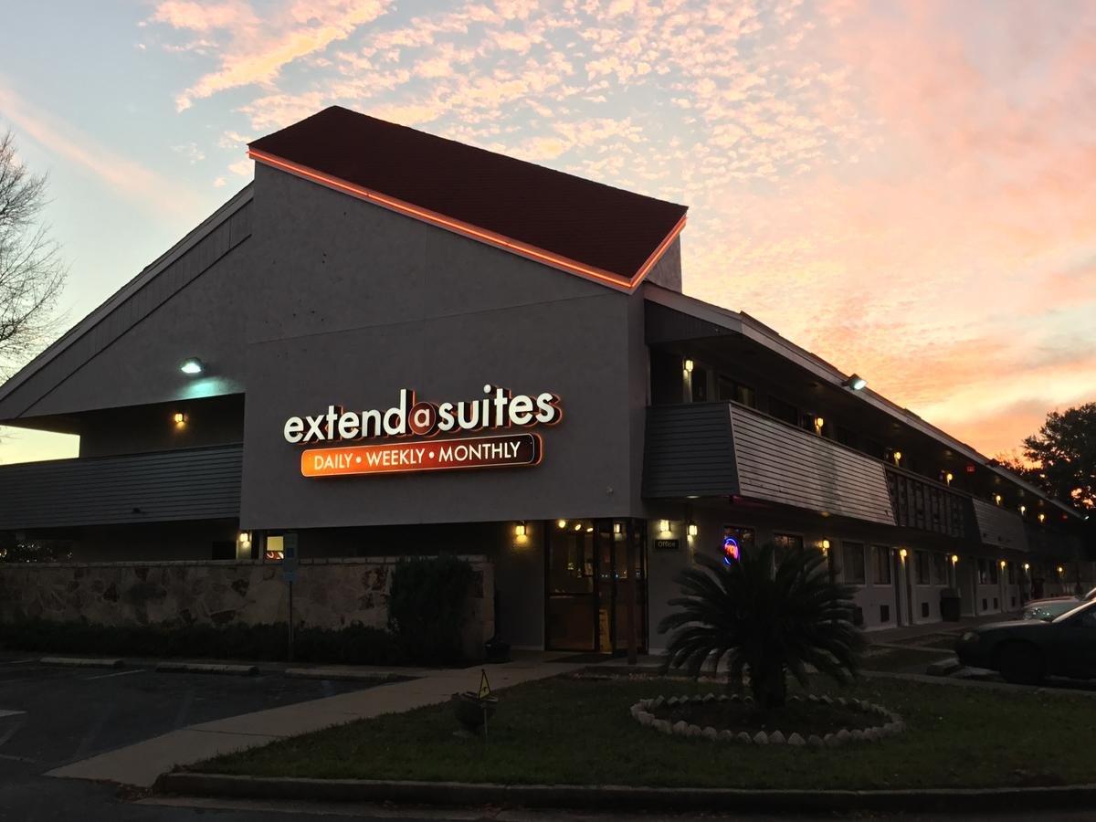 Extend-a-Suites Mobile North - Accommodation Dallas