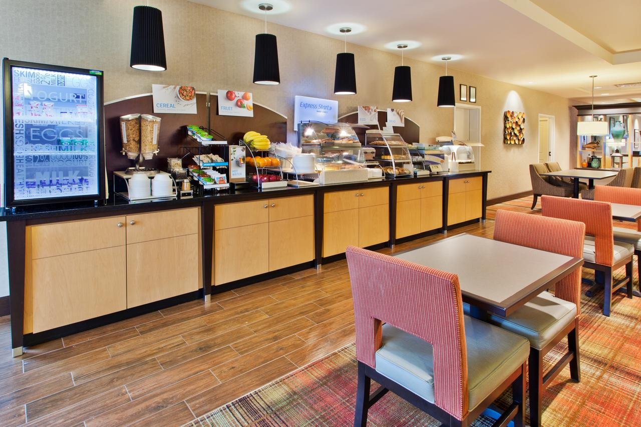 Holiday Inn Express Hotel & Suites Huntsville West - Research Park - Accommodation Dallas