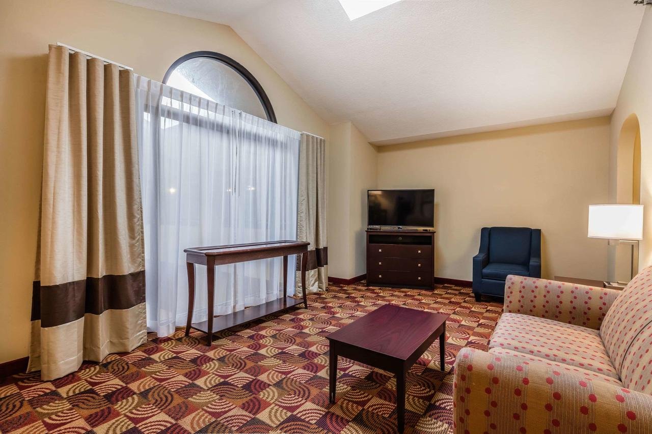 Comfort Inn & Suites Jasper Hwy 78 West - Accommodation Florida