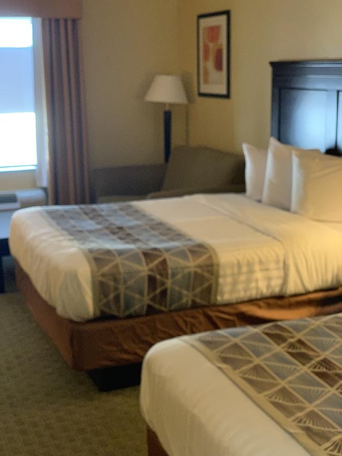 Ambassador Inn & Suites - Accommodation Dallas 8