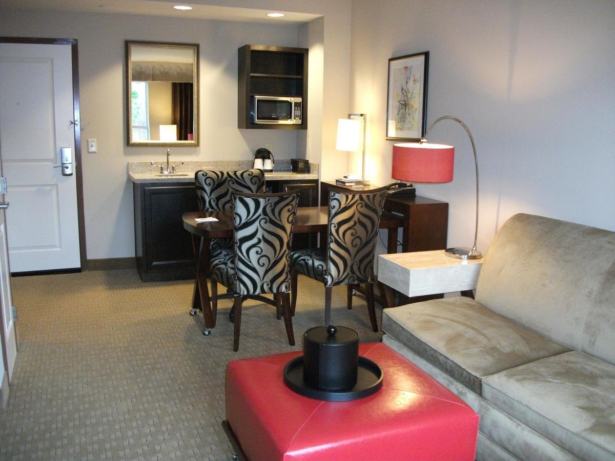 Embassy Suites Birmingham / Hoover - Accommodation Dallas