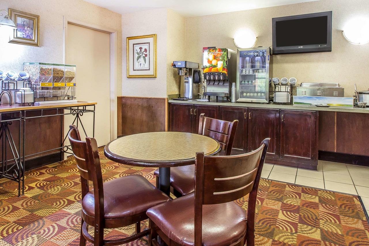 Quality Inn & Suites Montgomery East Carmichael Rd - Accommodation Texas 27