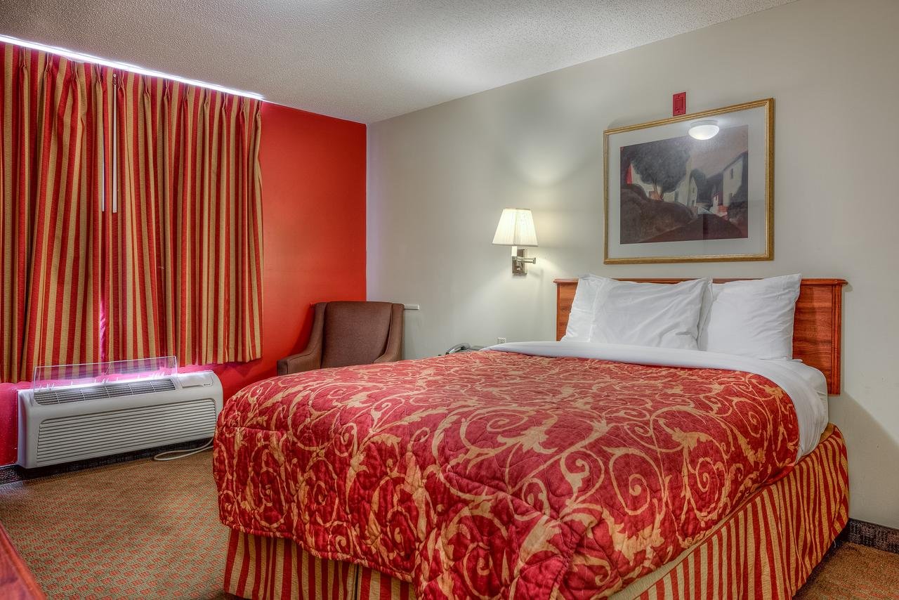 InTown Suites Extended Stay Decatur - Accommodation Dallas