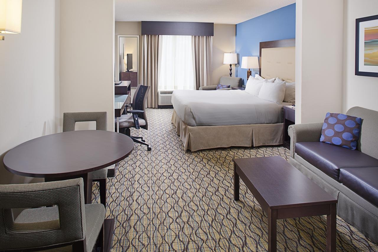Holiday Inn Express Hotel & Suites Auburn - University Area - Accommodation Dallas 2