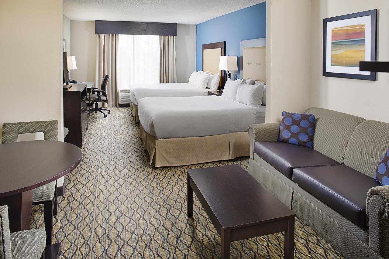 Holiday Inn Express Hotel & Suites Auburn - University Area - thumb 10