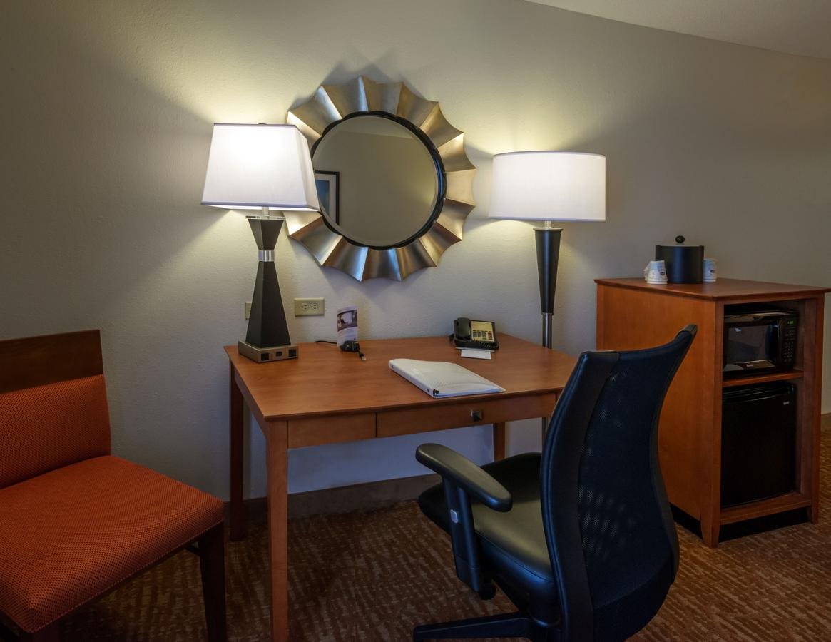 Hampton Inn & Suites Mobile I-65@ Airport Boulevard - Accommodation Dallas